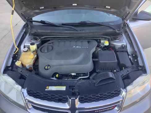 Used 2013 Dodge Avenger SE FWD image 25