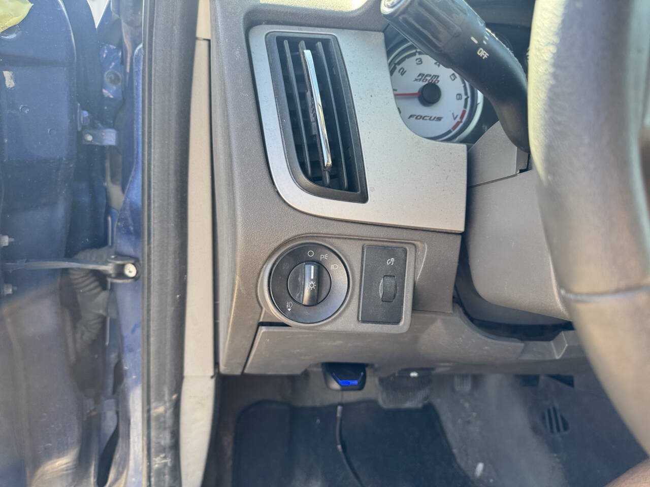 Used 2008 Ford Focus SES FWD image 34