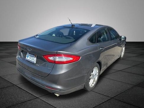 Used 2013 Ford Fusion SE FWD image 8