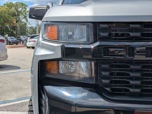 Used 2021 Chevrolet Silverado 1500 Custom Trail Boss AWD/4WD image 10