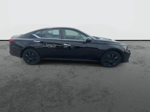 Used 2023 Nissan Altima 2.5 S FWD image 10