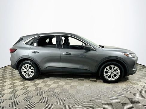 Used 2023 Ford Escape Active FWD image 2