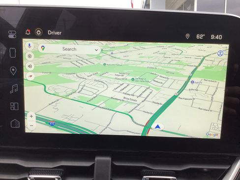 Used 2025 Chevrolet Equinox LT w/ Convenience Package II image 5