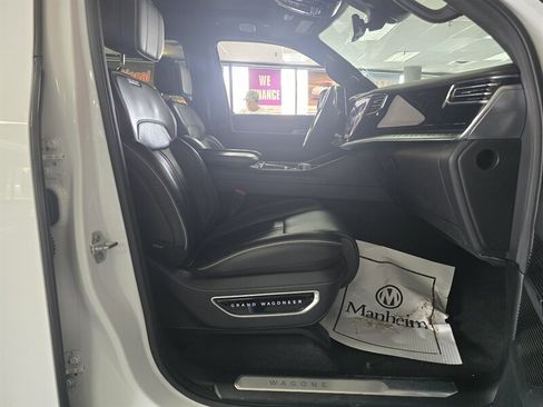 Used 2024 Jeep Grand Wagoneer L Series II w/ Quick Order Packagew 28T image 16