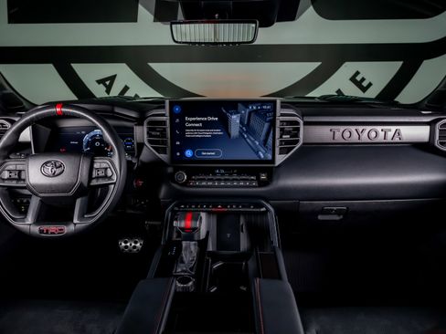 Used 2025 Toyota Sequoia TRD Pro AWD/4WD image 2