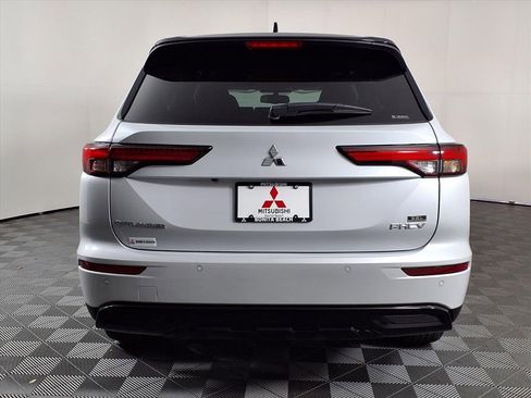 New 2025 Mitsubishi Outlander SEL Black Edition image 6