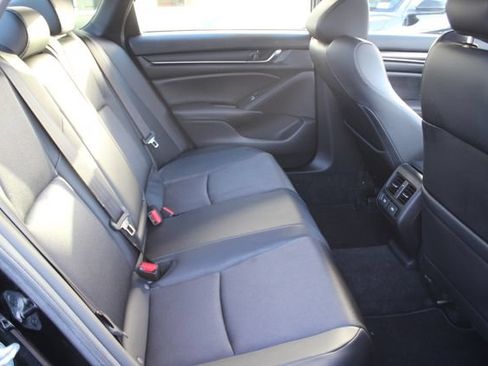 Used 2022 Honda Accord Sport image 29