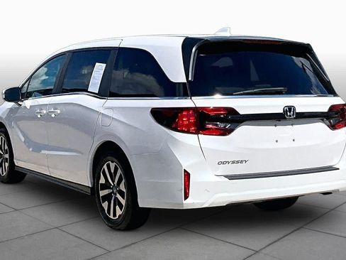 Certified 2025 Honda Odyssey EX-L image 11