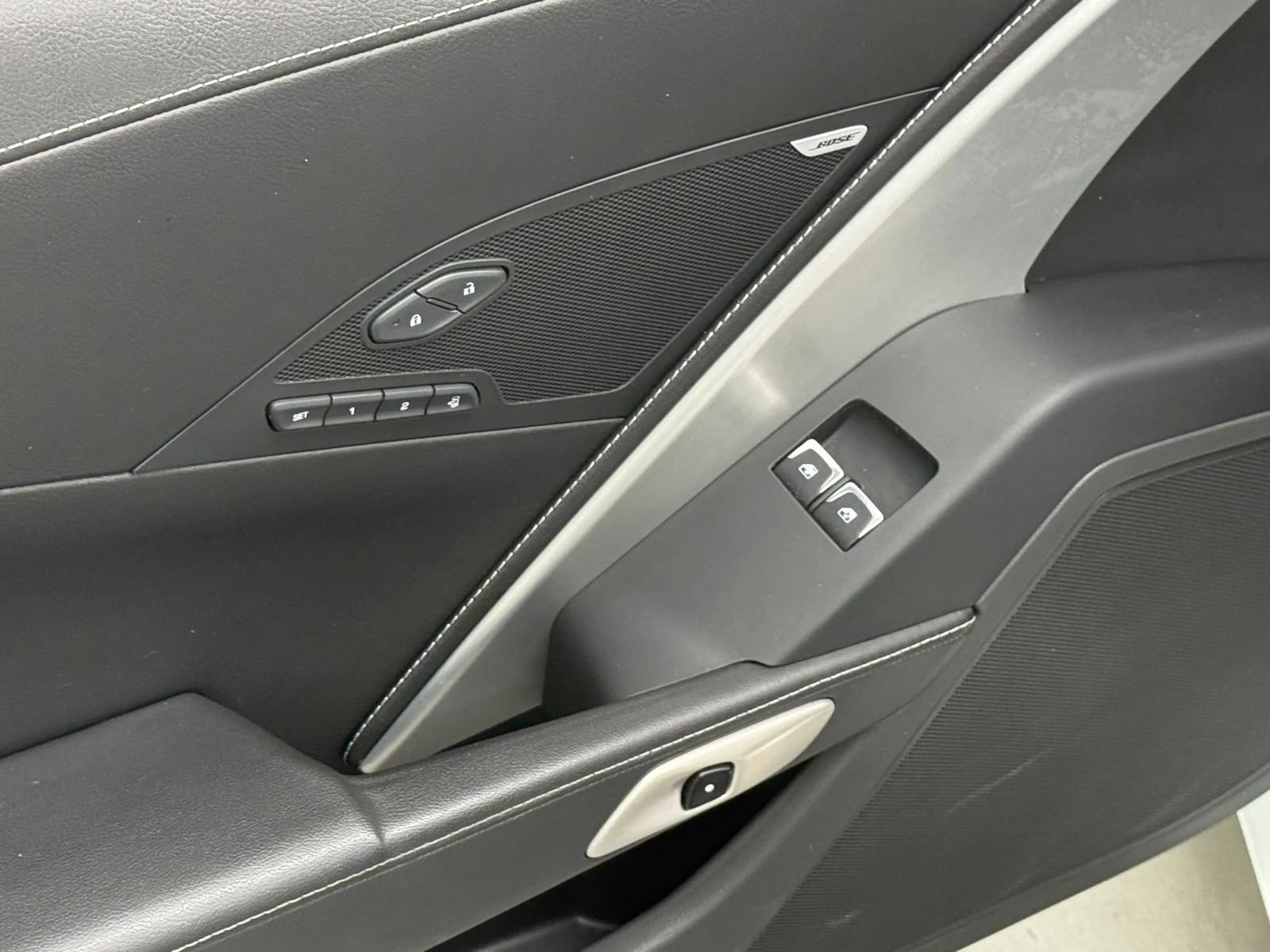 Used 2019 Chevrolet Corvette Stingray Coupe RWD image 23