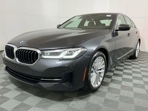 Certified 2023 BMW 530i 530i image 2