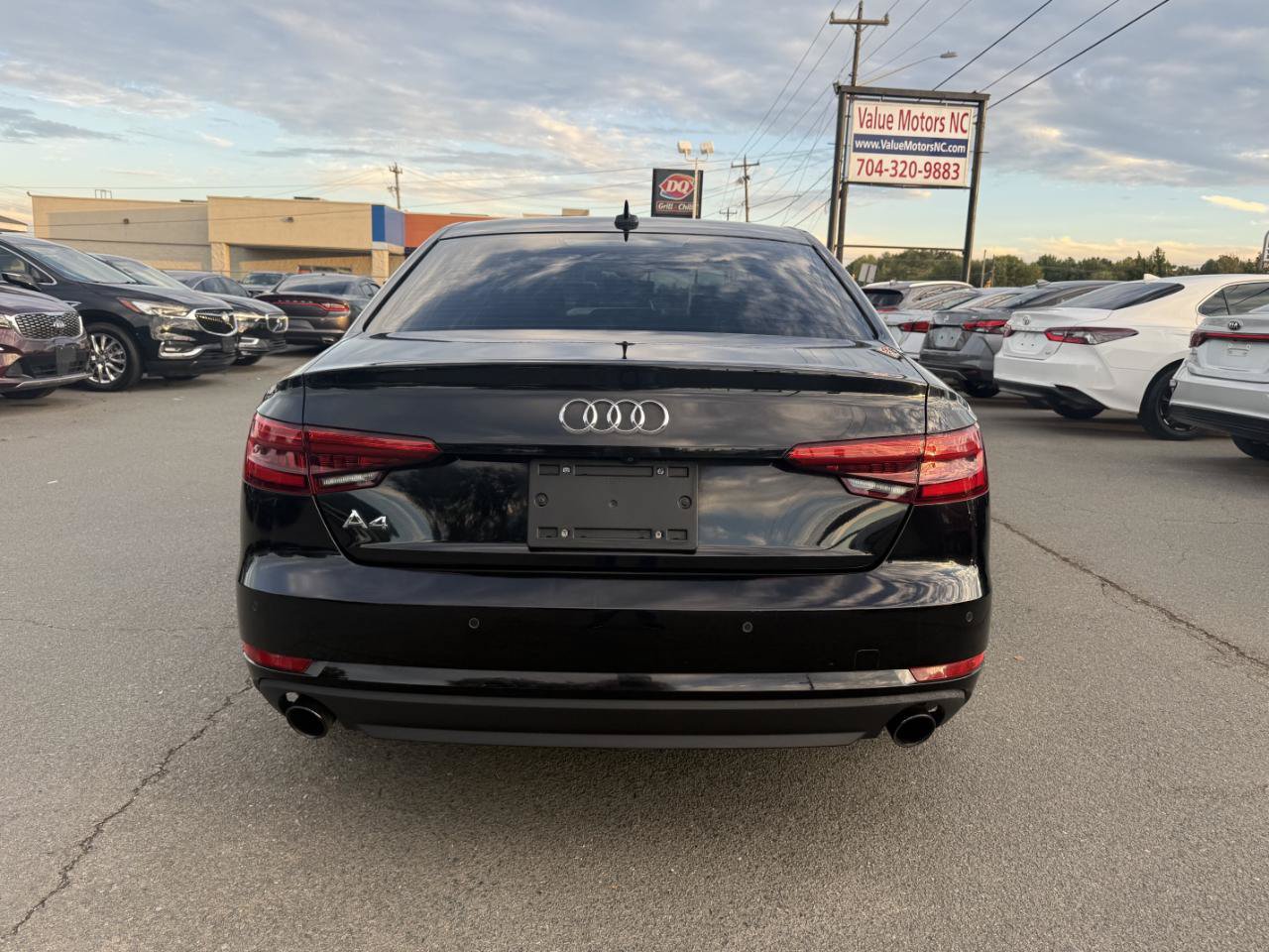 Used 2017 Audi A4 2.0T Premium FWD image 5