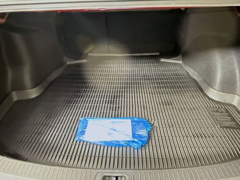 Certified 2024 Toyota Corolla LE image 22