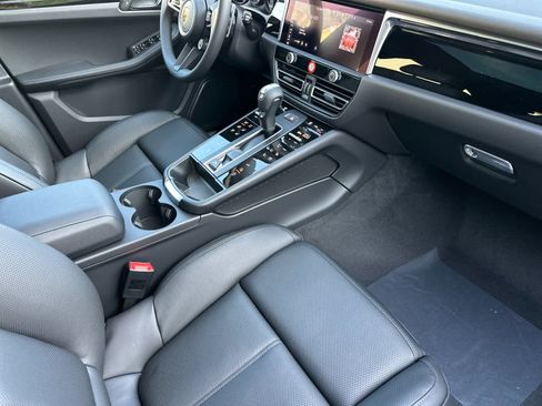 New 2026 Porsche Macan S AWD/4WD image 17