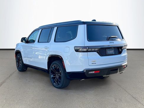 New 2026 Jeep Grand Wagoneer Summit AWD/4WD image 5