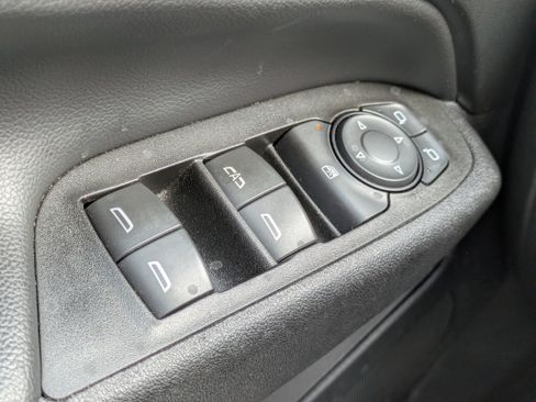 Used 2022 Chevrolet Equinox LT FWD image 14