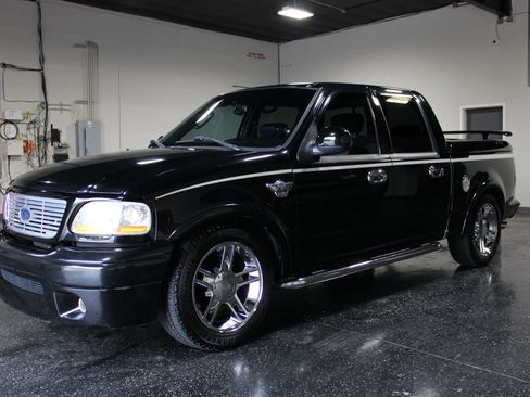 Used 2003 Ford F150 Harley-Davidson RWD image 7
