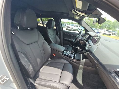 Used 2024 BMW X4 xDrive30i w/ Premium Package AWD/4WD image 19