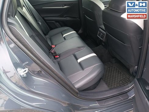Used 2025 Toyota Camry SE FWD image 20