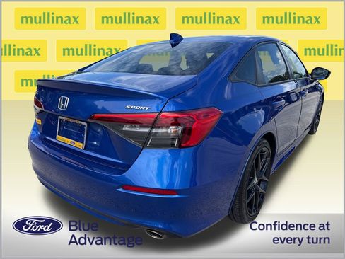 Used 2023 Honda Civic Sport image 4