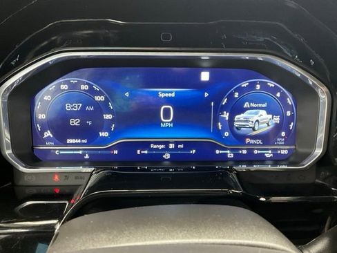 Used 2022 Chevrolet Silverado 1500 LT AWD/4WD image 7
