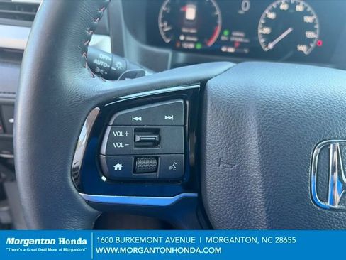 Used 2025 Honda Odyssey Sport-L image 15