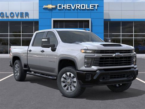 New 2026 Chevrolet Silverado 2500 Custom image 7