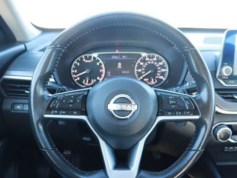 Used 2024 Nissan Altima 2.5 SR image 15