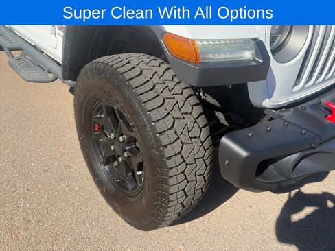 Used 2020 Jeep Gladiator Rubicon AWD/4WD image 14
