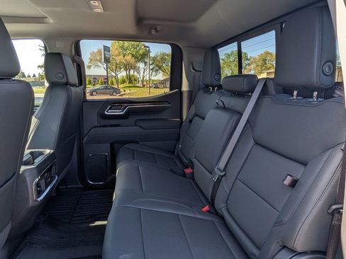 New 2026 GMC Sierra 1500 Elevation w/ Elevation Premium Package AWD/4WD image 32