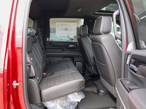 New 2026 GMC Sierra 2500 AT4X w/ LPO, Black Badging Package AWD/4WD image 35