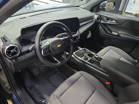 New 2026 Chevrolet Equinox LT w/ Safety and Technology Package AWD/4WD image 16