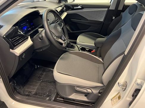 Certified 2024 Volkswagen Taos S FWD image 6