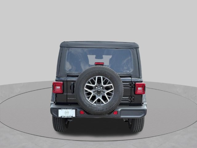 New 2025 Jeep Wrangler Unlimited Sahara AWD/4WD image 6