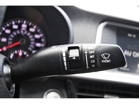 Used 2020 Kia Optima SE FWD image 21
