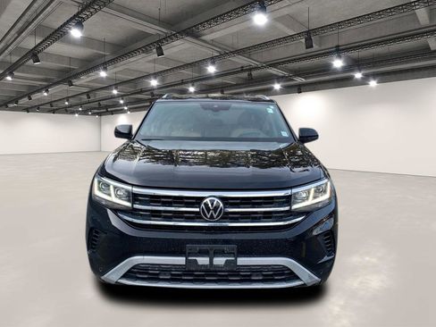 Used 2022 Volkswagen Atlas Cross Sport SEL image 2