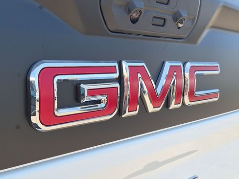New 2026 GMC Sierra 2500 AT4X w/ AT4X AEV Edition AWD/4WD image 33