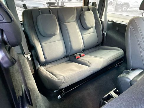 Used 2021 Jeep Wrangler Sport S image 29