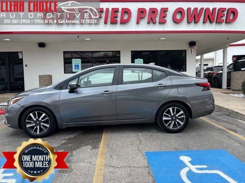 Used 2022 Nissan Versa SV FWD image 1