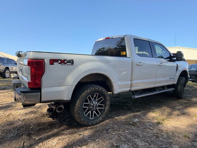 Used 2017 Ford F250 Lariat w/ Lariat Value Package AWD/4WD image 6