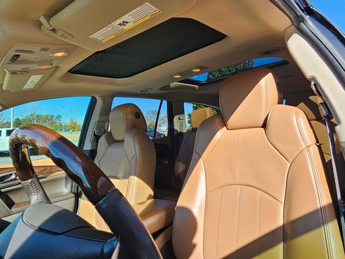 Used 2014 Buick Enclave Leather w/ Trailering Provision Package image 20