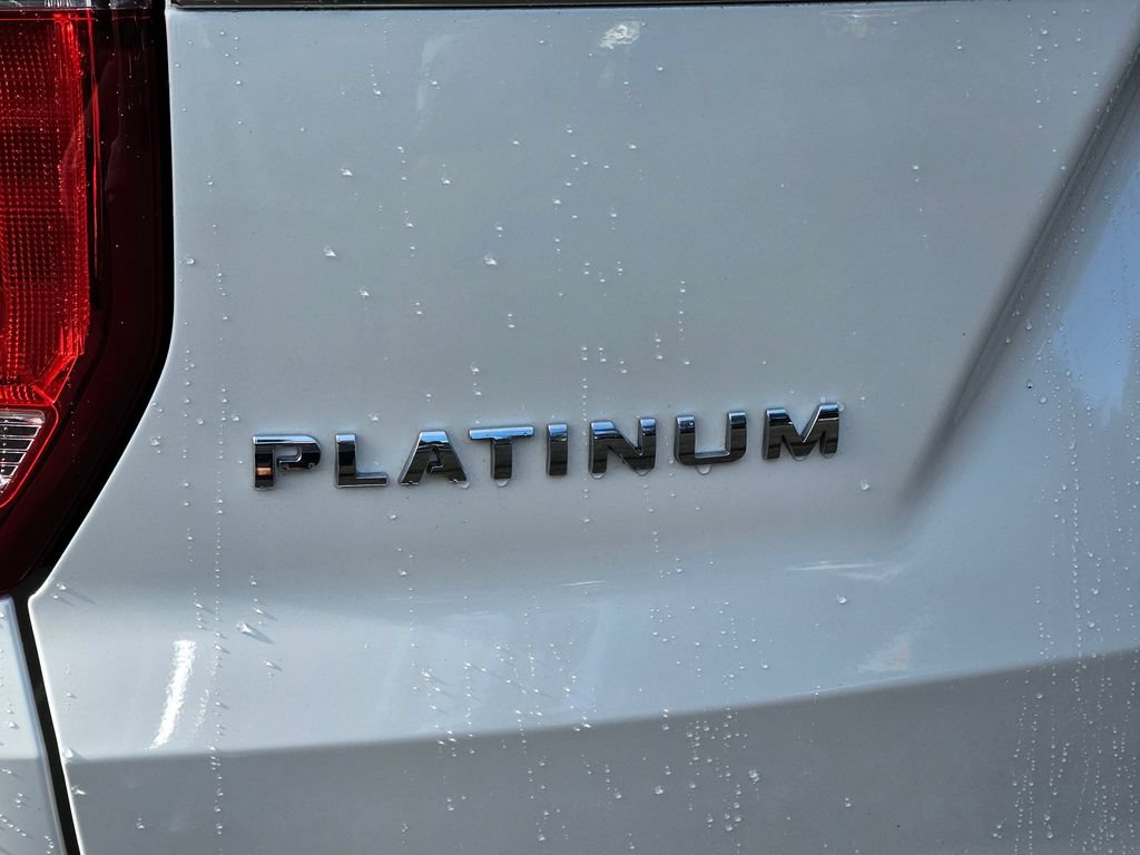 Used 2016 Ford Explorer Platinum AWD/4WD image 11