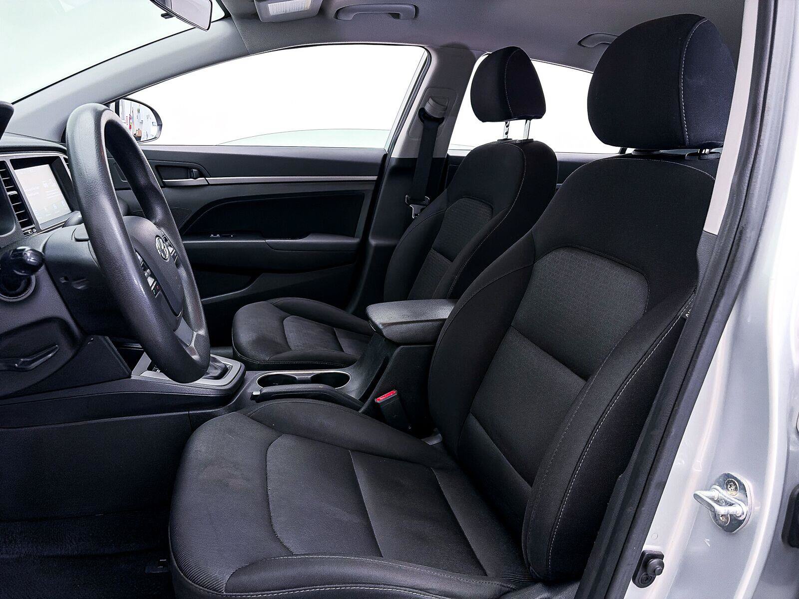 Used 2018 Hyundai Elantra SEL FWD image 13