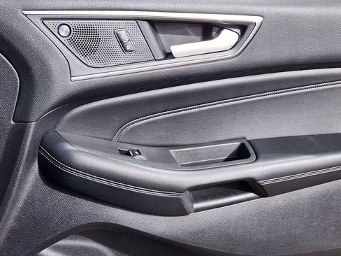 Used 2021 Ford Edge Titanium w/ Equipment Group 301A image 13