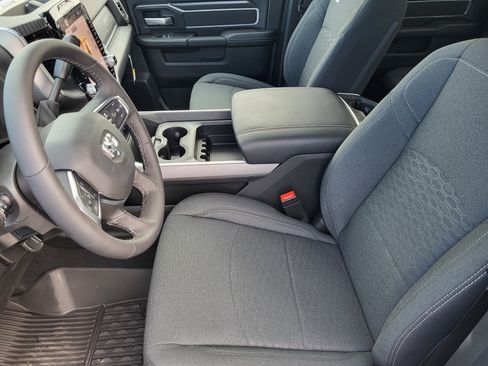 New 2026 RAM 3500 Big Horn AWD/4WD image 23