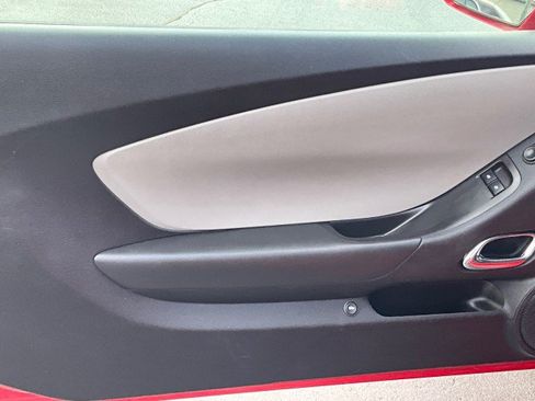 Used 2011 Chevrolet Camaro LS RWD image 19