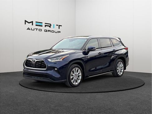 Used 2020 Toyota Highlander Limited AWD/4WD image 4