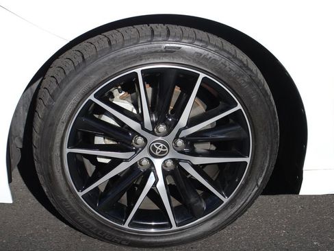 Used 2022 Toyota Camry SE w/ Convenience Package image 14