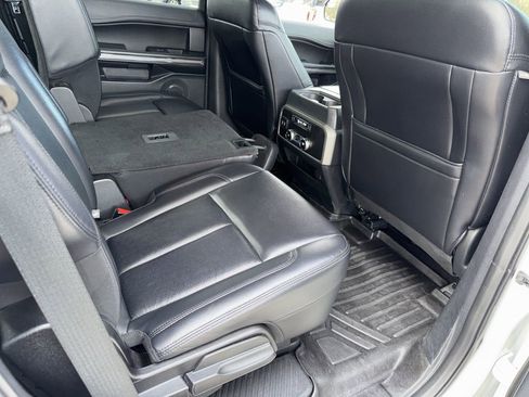 Used 2019 Ford Expedition XLT w/ Equipment Group 201A image 19