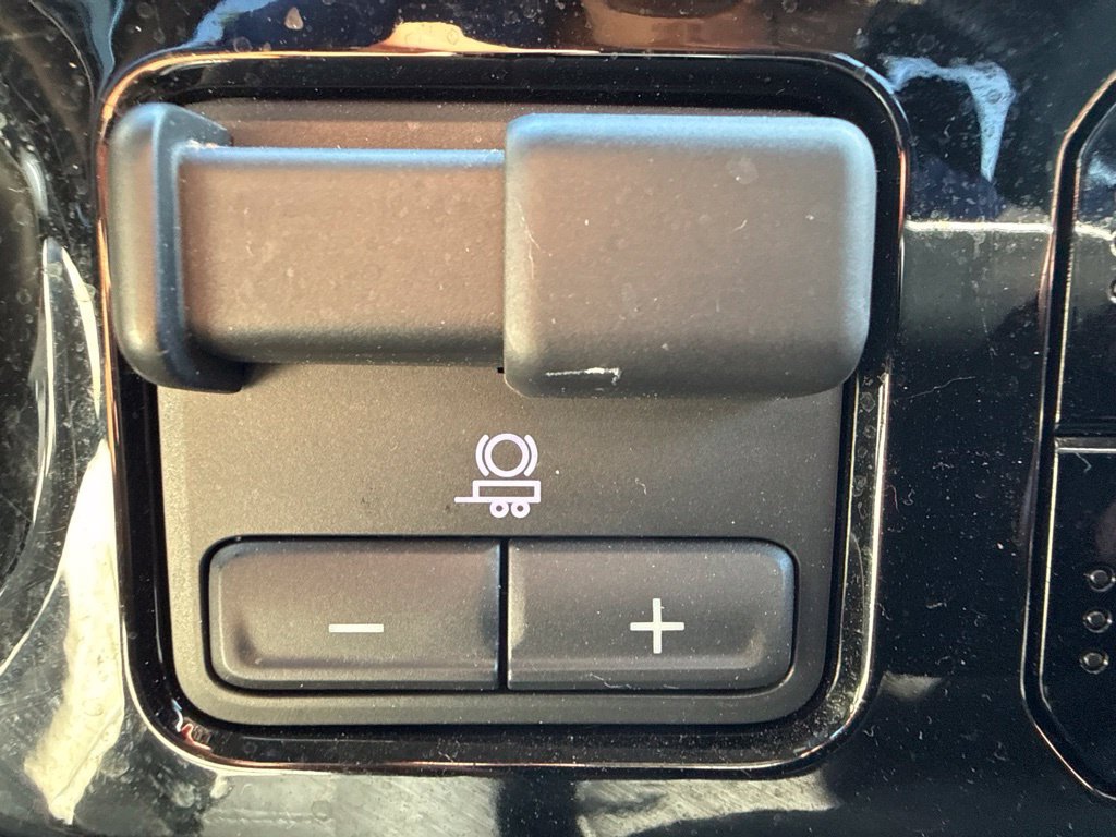 Used 2025 GMC Sierra 1500 Elevation AWD/4WD image 24