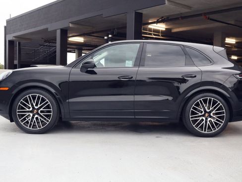 New 2026 Porsche Cayenne image 2